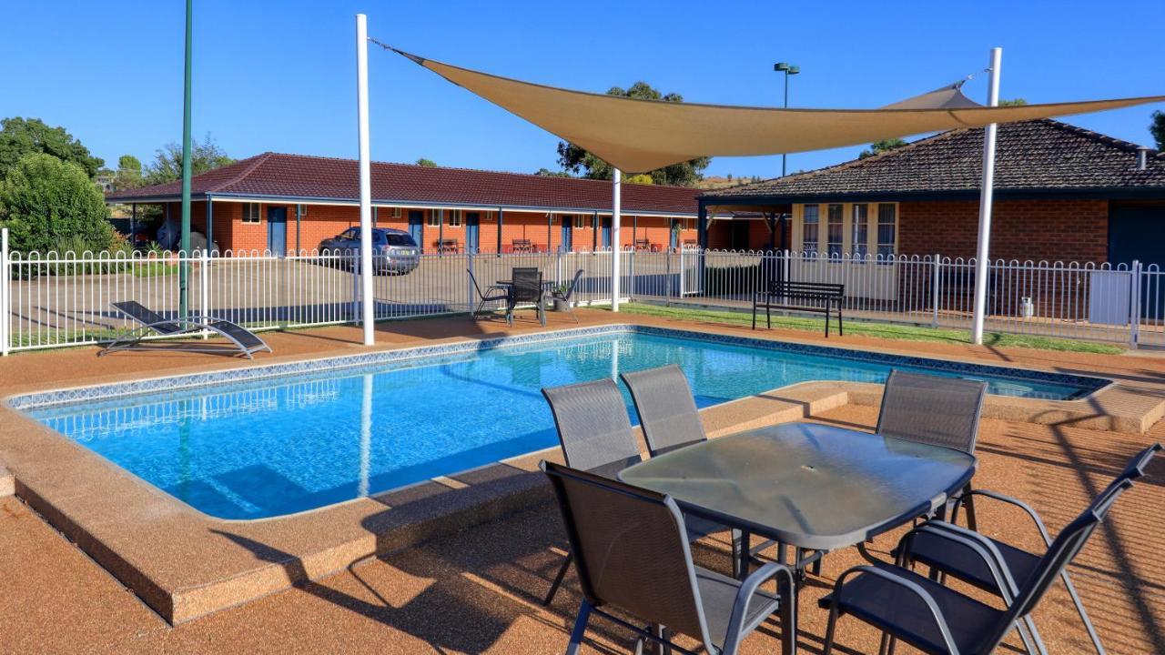 Bushman'S Motor Inn Parkes Exteriér fotografie